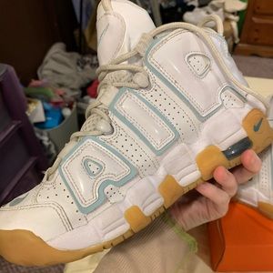 Nike air uptempo white and blue